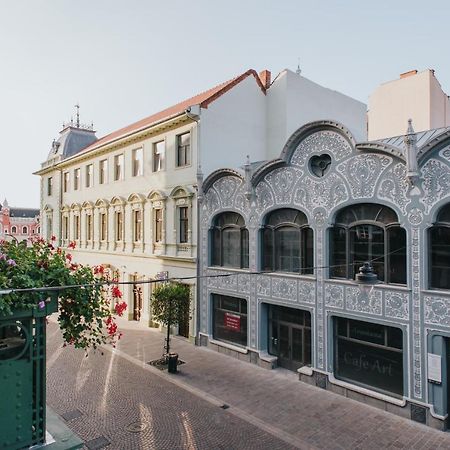 Noo'Vo Central Apartaments Oradea Zewnętrze zdjęcie
